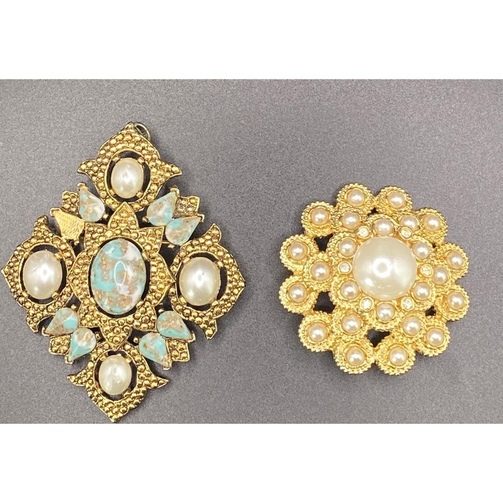 Vintage Sarah‎ Coventry Brooch Lot of 2 Faux Pearl Turquoise Gold Tone